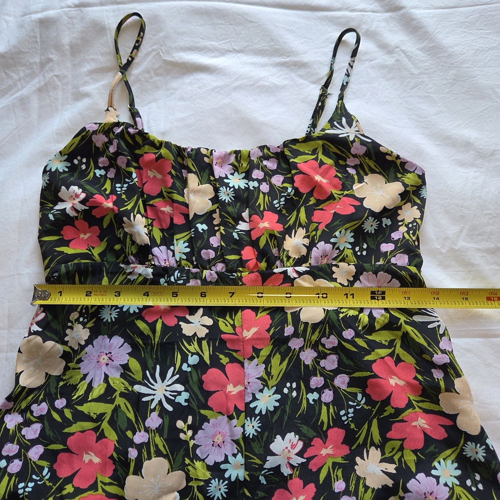 Floral Spaghetti Strap Romper - Picture 6 of 13